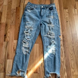 American Eagle Mom jeans 8 short